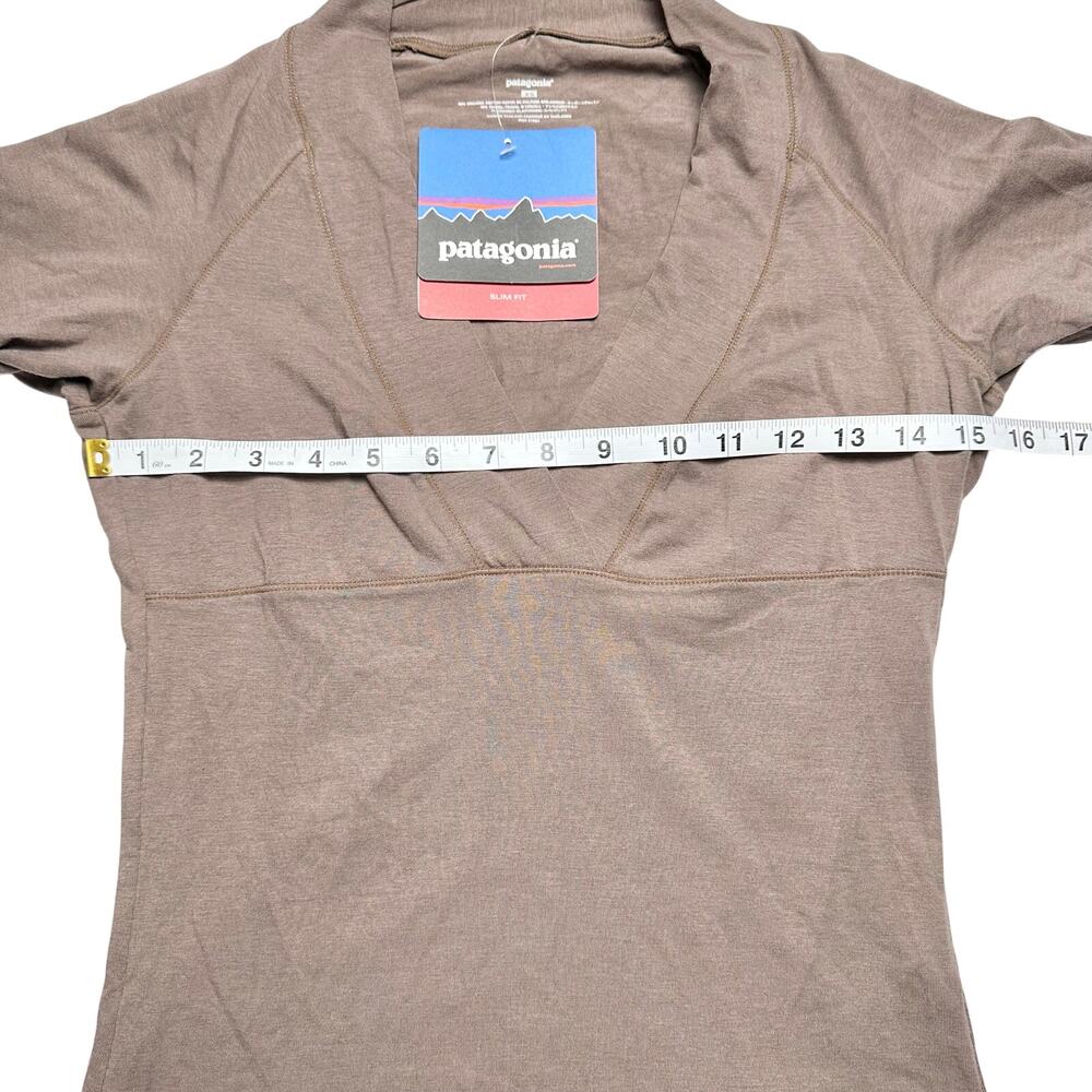 Patagonia | Women | Hawaiki Outdoor Stretch Fitted Long Sleeve Top | Size XS - Picture 5 of 12